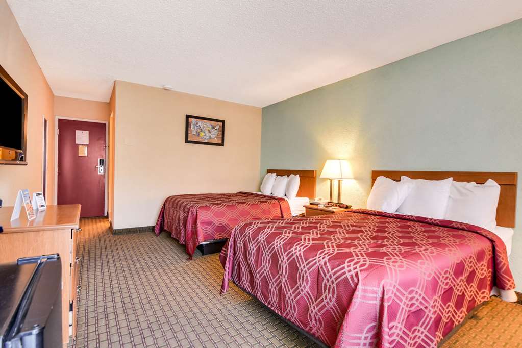 econo lodge busch gardens