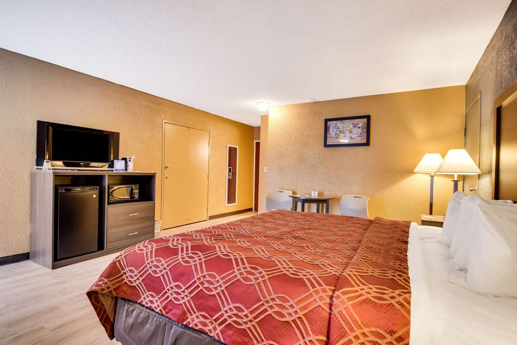 econo lodge busch gardens