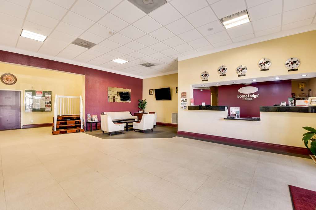 econo lodge busch gardens