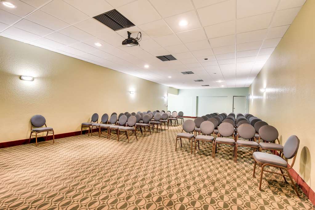 econo lodge busch gardens