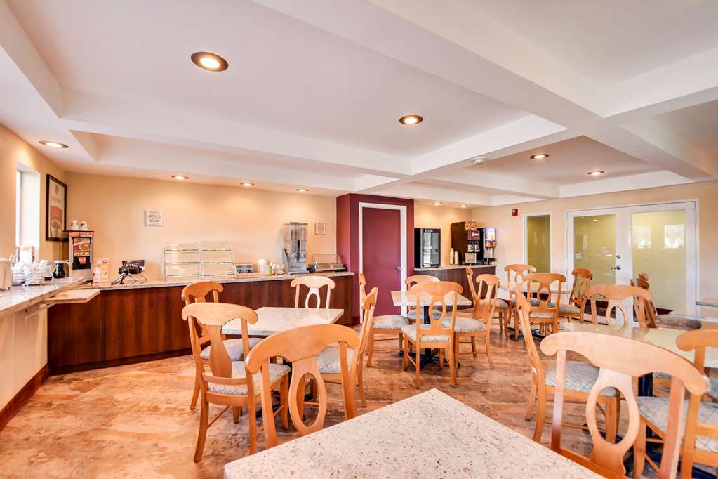 econo lodge busch gardens