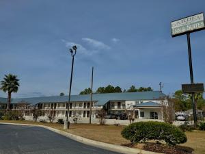 garden inn and suites