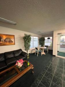 garden inn and suites