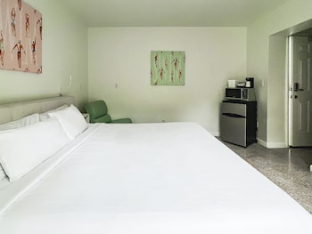 tranquilo a north beach village resort hotel