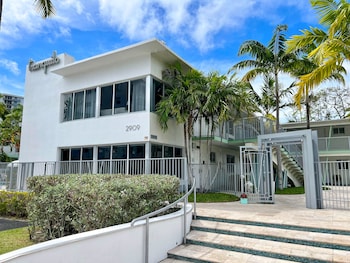 tranquilo a north beach village resort hotel