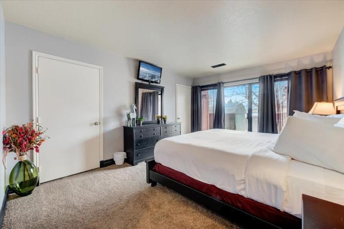 shadow ridge resort hotel