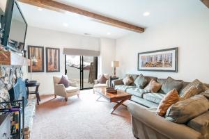 shadow ridge resort hotel