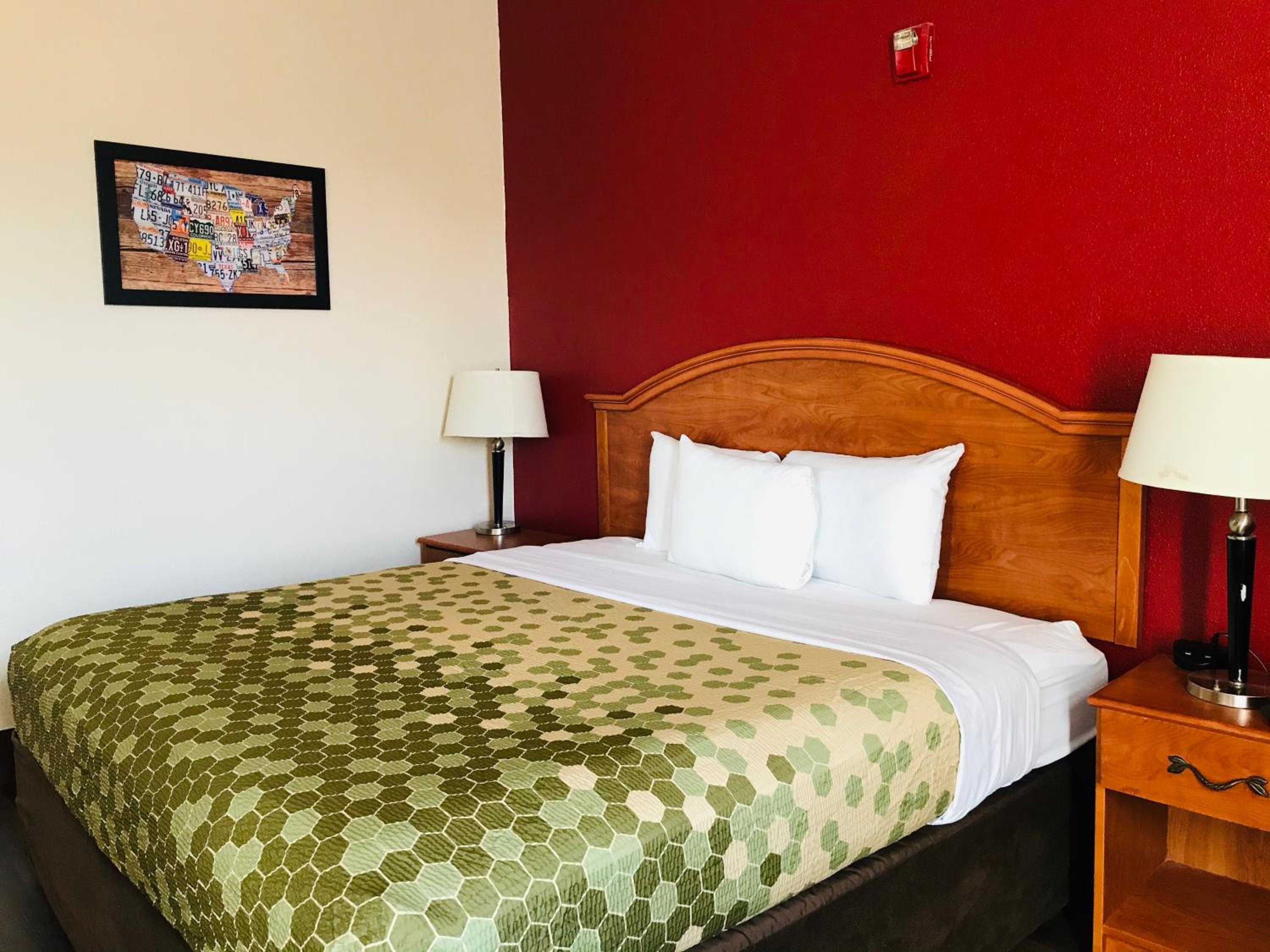 econo lodge inn and suites beaumont