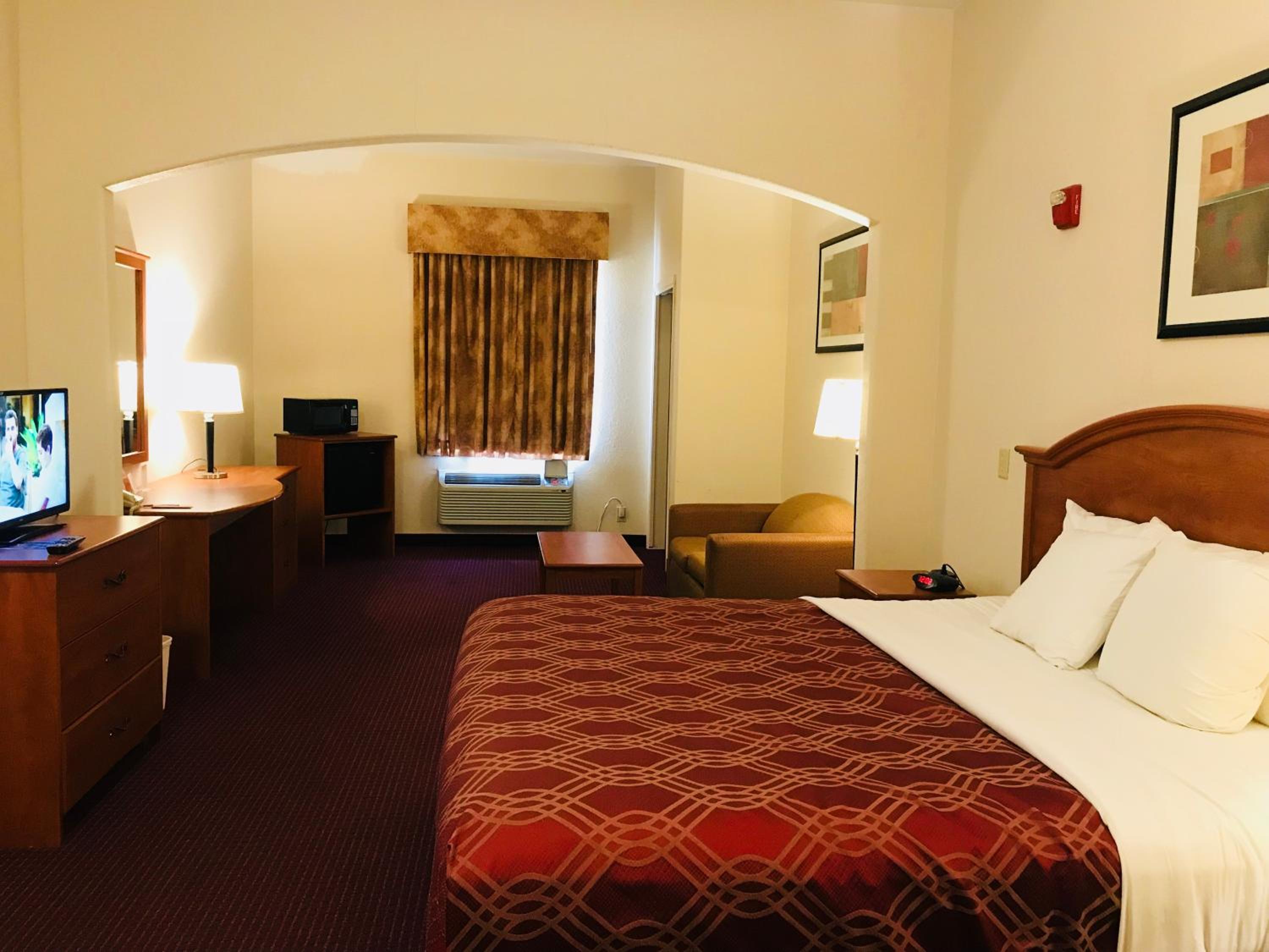 econo lodge inn and suites beaumont