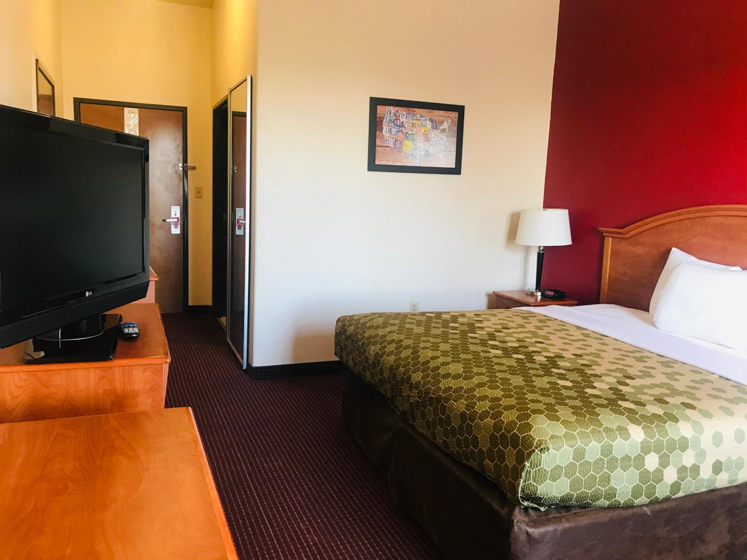 econo lodge inn and suites beaumont