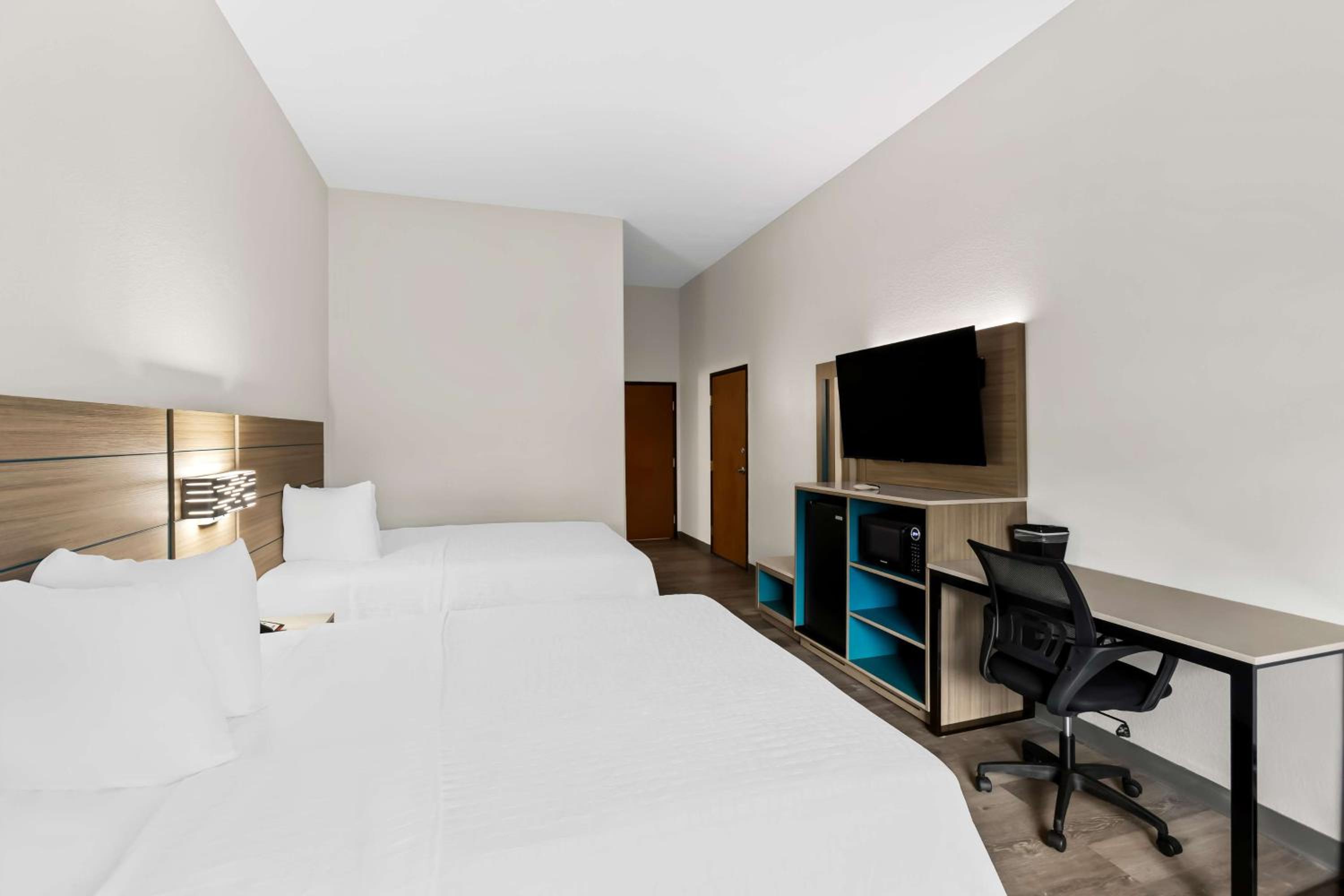 econo lodge inn and suites beaumont