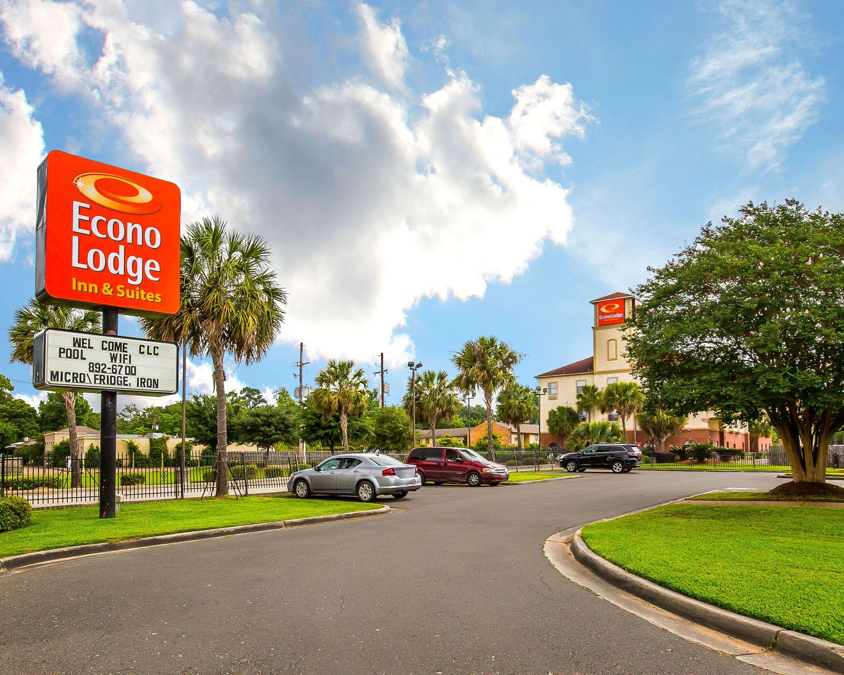 Econo Lodge Inn And Suites Beaumont,Houston>>Beaumont,2 star