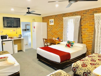 aussie rest motel