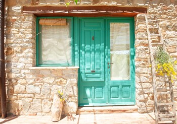 Terre Di Himera,Campofelice Di Roccella>>Buonfornello,4 star