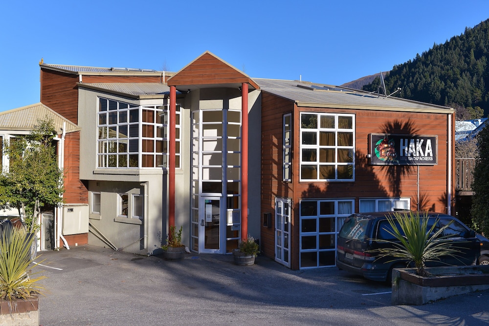 haka house queenstown