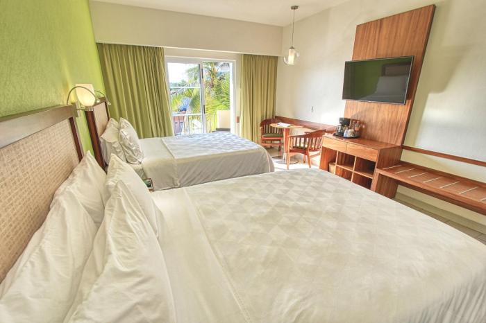 holiday inn huatulco by ihg