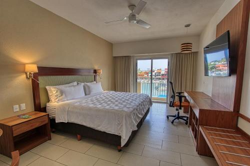 holiday inn huatulco by ihg