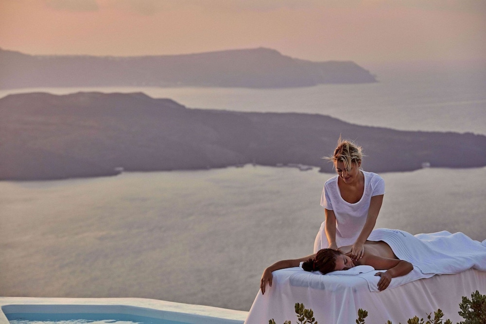 alti santorini suites adults only