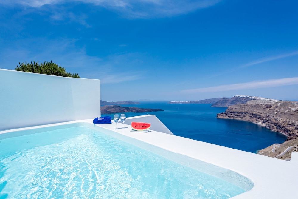 alti santorini suites adults only