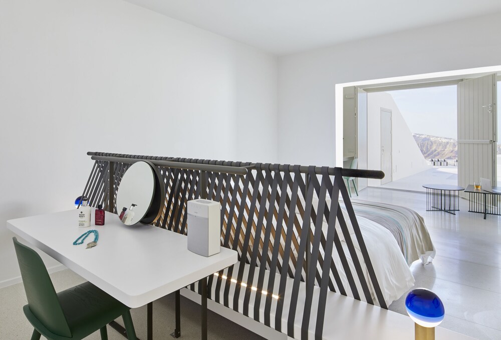 alti santorini suites adults only