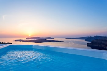 alti santorini suites adults only