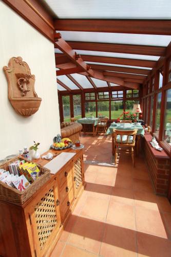 pointers guest house