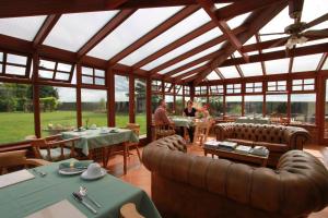 pointers guest house