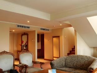 Grand Elty Singgasana Tenggarong,Samarinda>>Perjiwa,3 star
