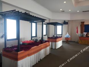 grand elty singgasana tenggarong