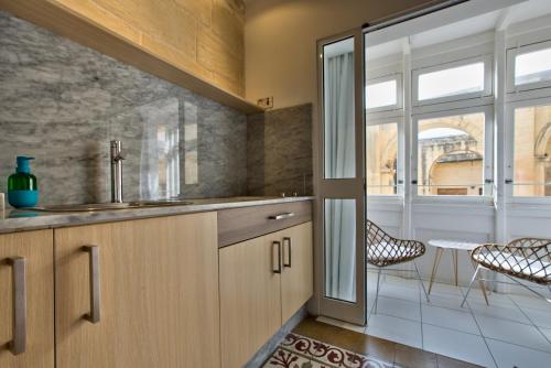 barrakka suites