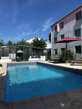 kyriad montpellier aeroport gare tgv sud de france