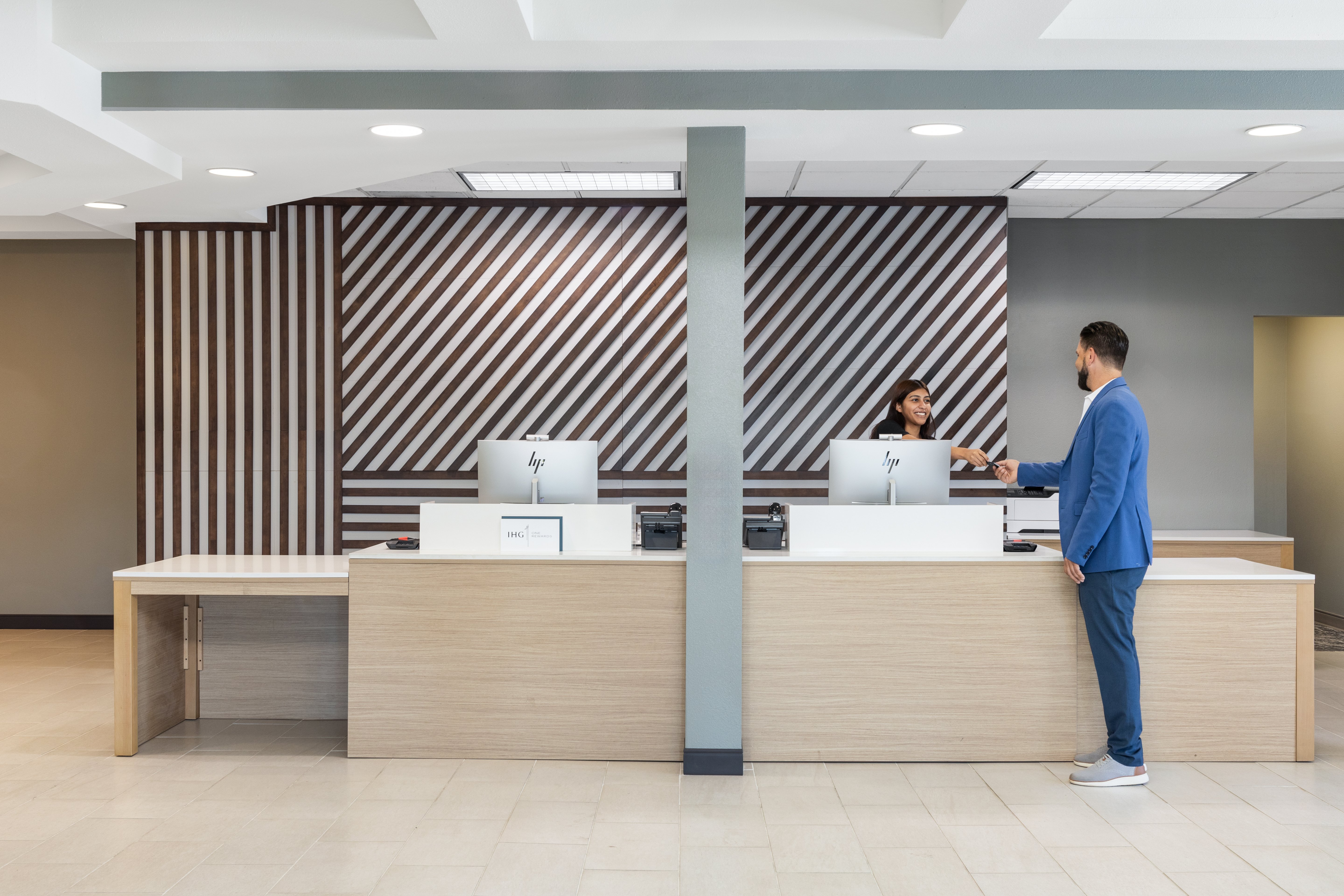 holiday inn redding by ihg