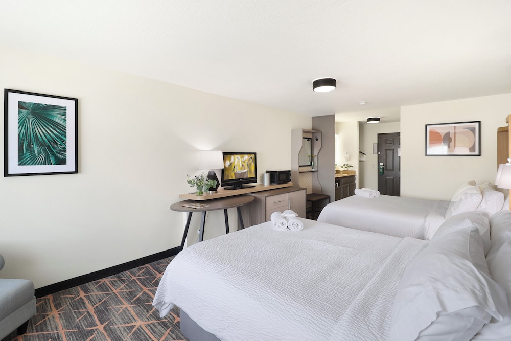holiday inn redding by ihg