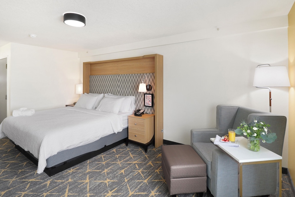holiday inn redding by ihg
