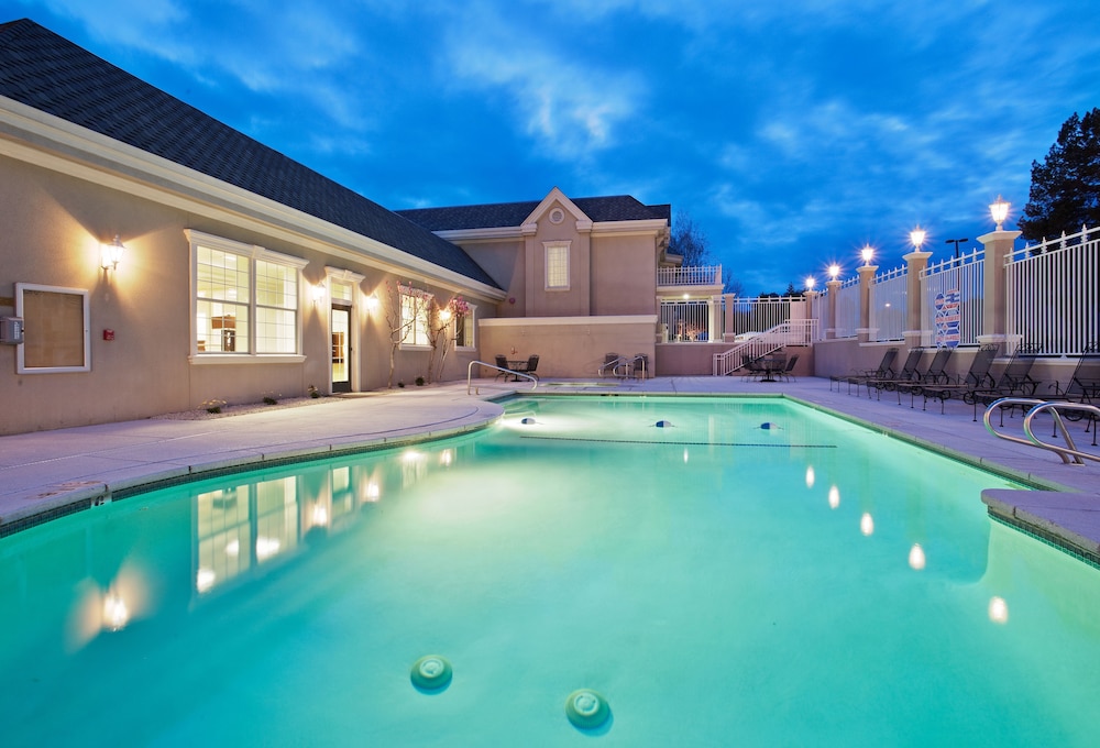 holiday inn redding by ihg