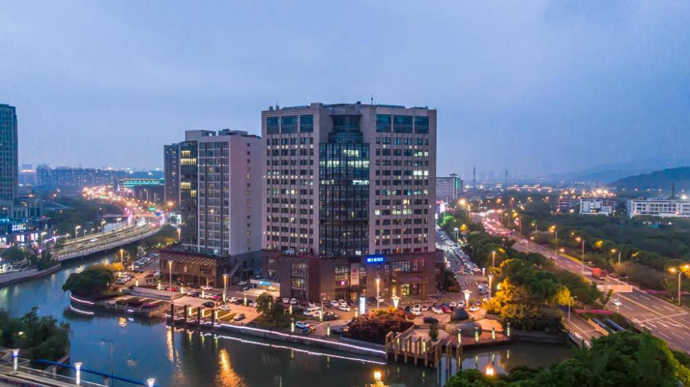 hanting hotel suzhou international education zone yuexi subway station