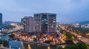 hanting hotel suzhou international education zone yuexi subway station