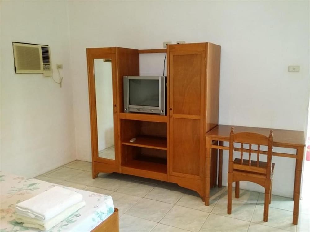 lapu lapu cottages and restaurant