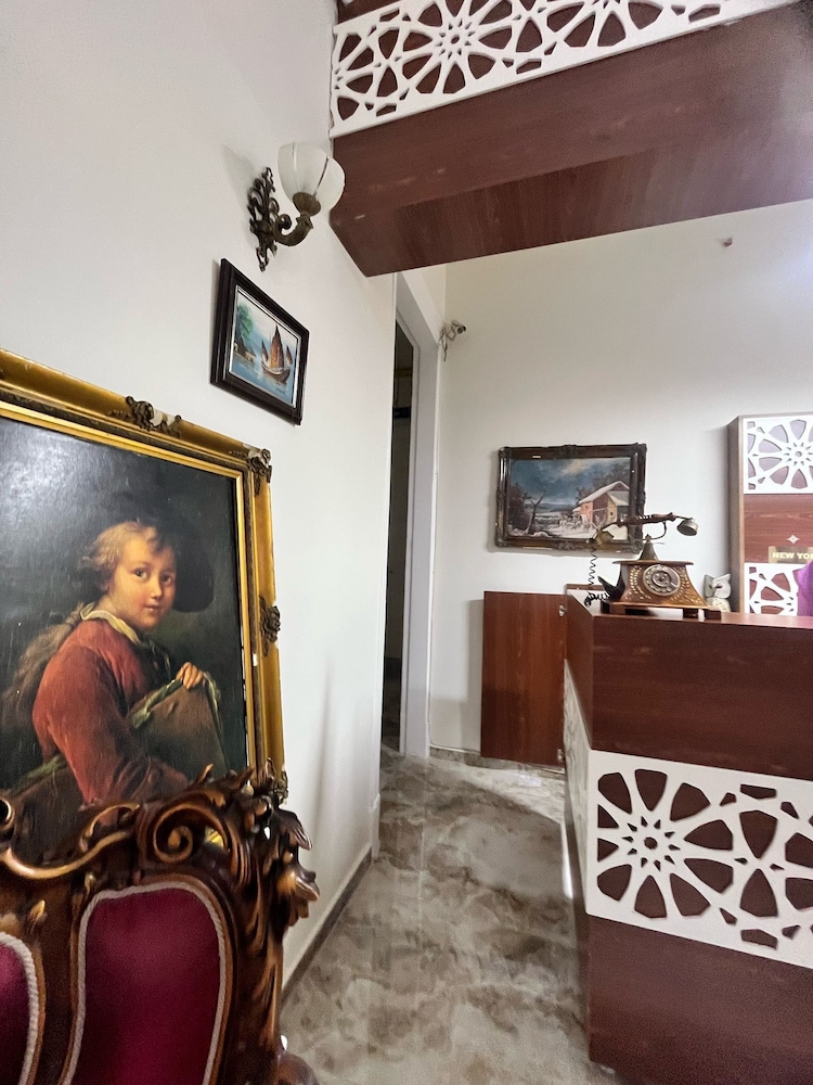 ada antik otel