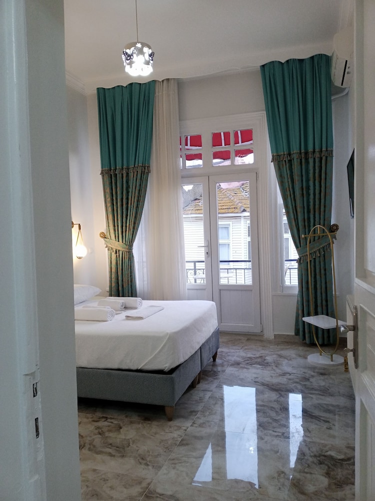 ada antik otel