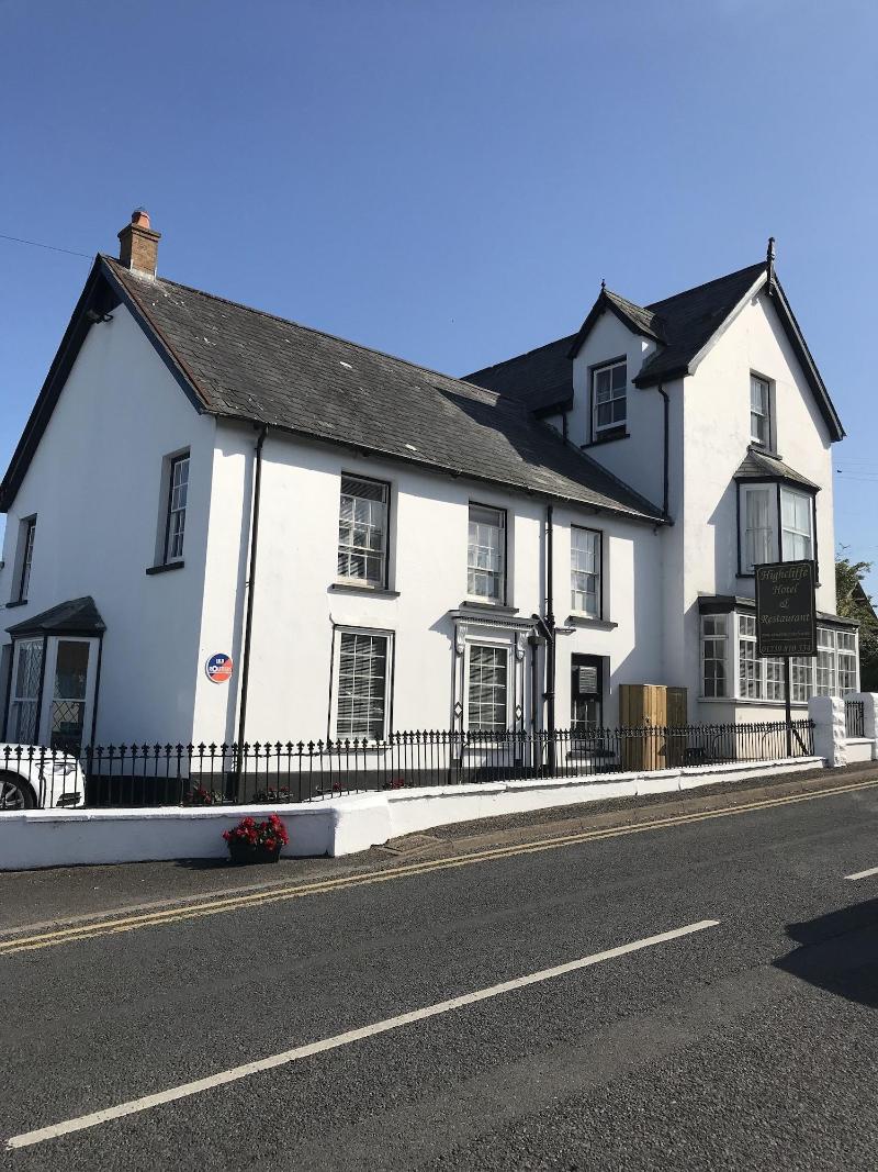 Rooms At The Highcliffe,Cardigan>>Aberporth,2 star