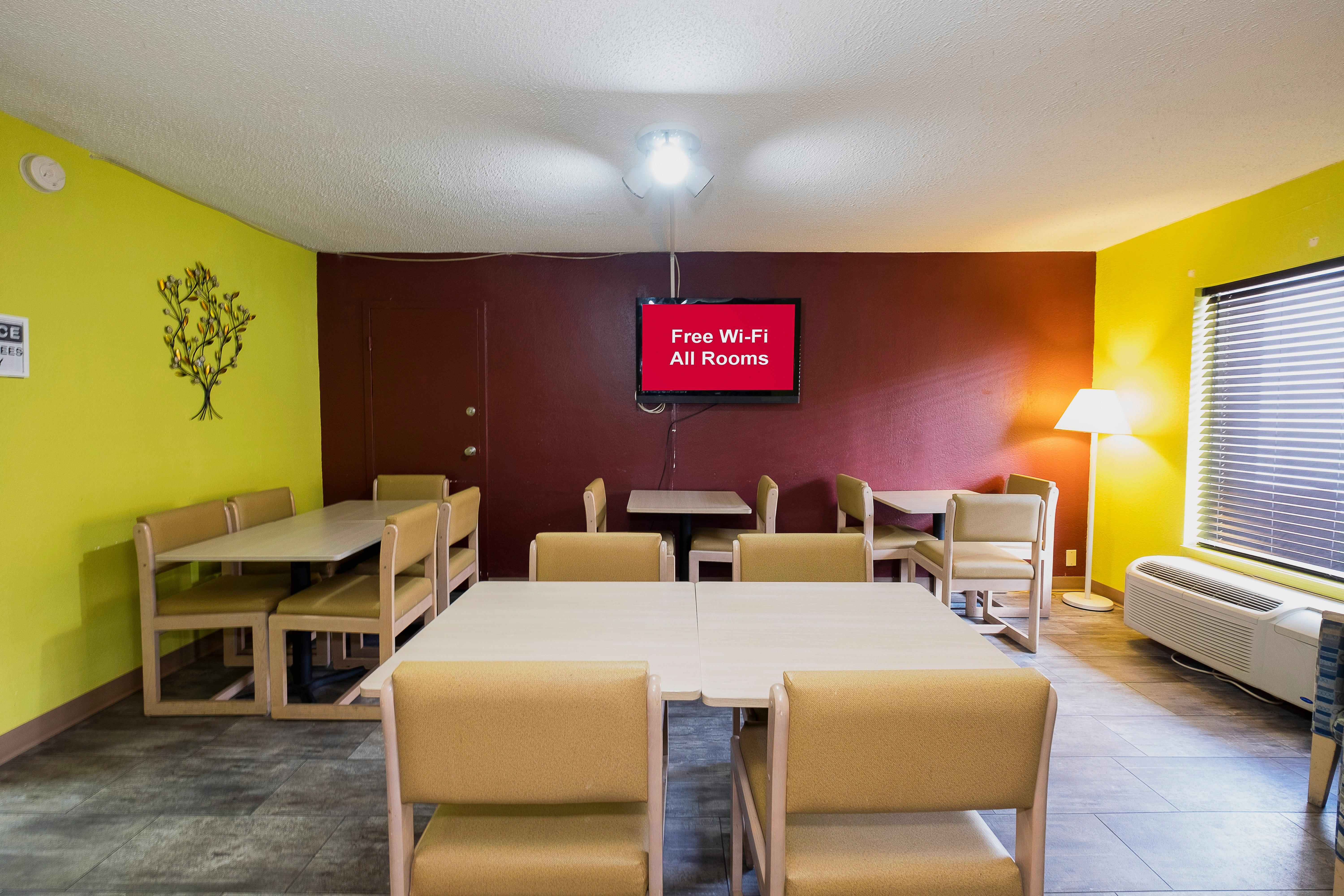 red roof inn walterboro