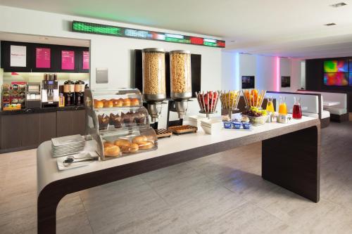 aloft sunnyvale