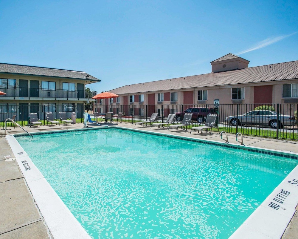 Rodeway Inn Greeley,Greeley>>Evans,2 star