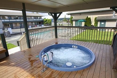poulsbo inn and suites