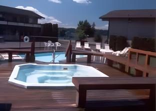 poulsbo inn and suites