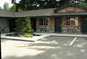 poulsbo inn and suites