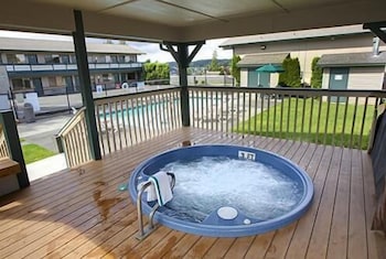 poulsbo inn and suites