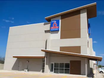 studio 6 sweetwater tx