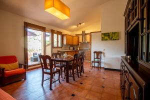 Hostal El Guerrer,Todolella>>Castellote,2 star